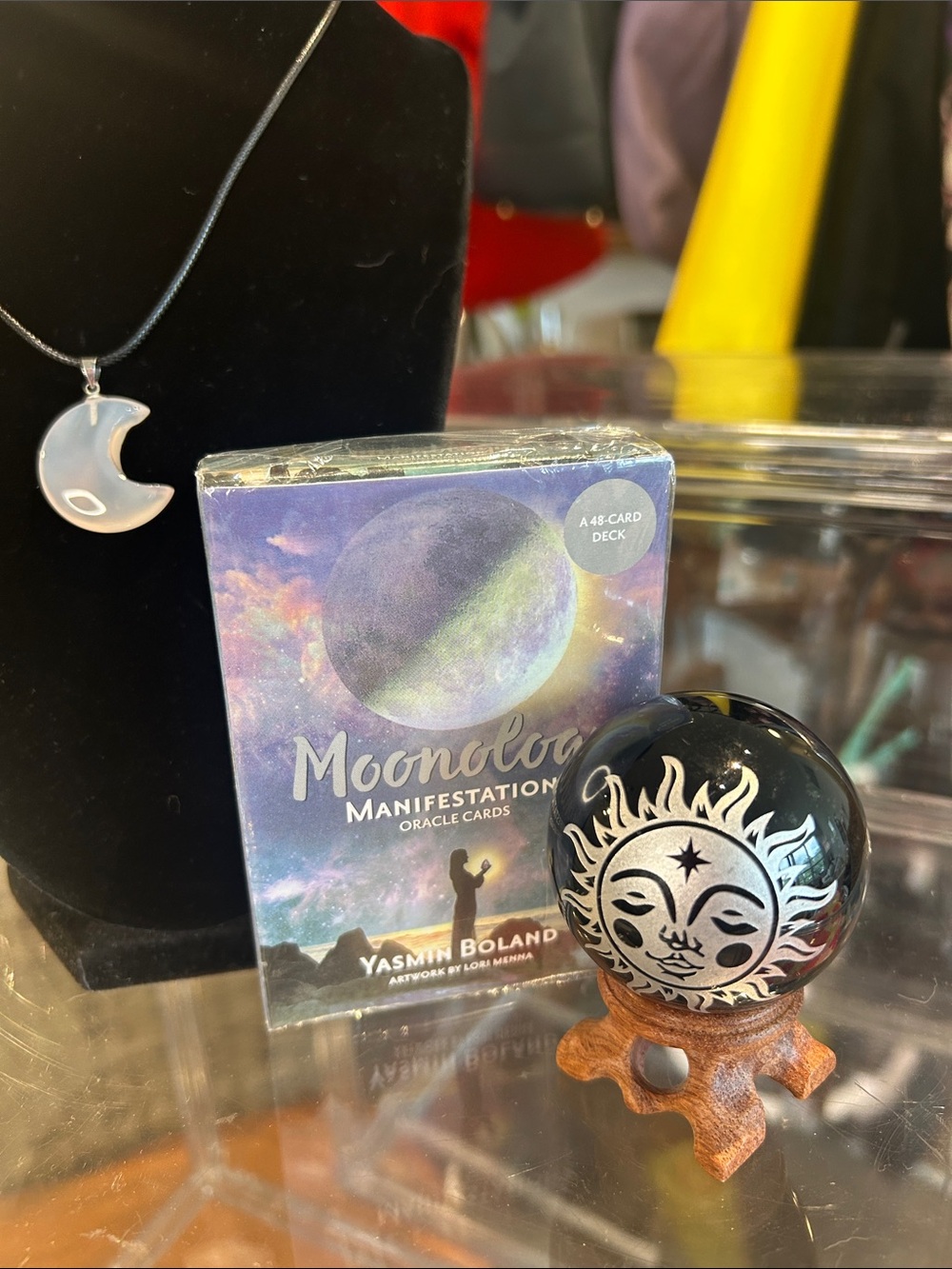 Moonology Manifestation Oracle Cards with Sea Opal Moon Pendant & Sphere NWT - Picture 4 of 4